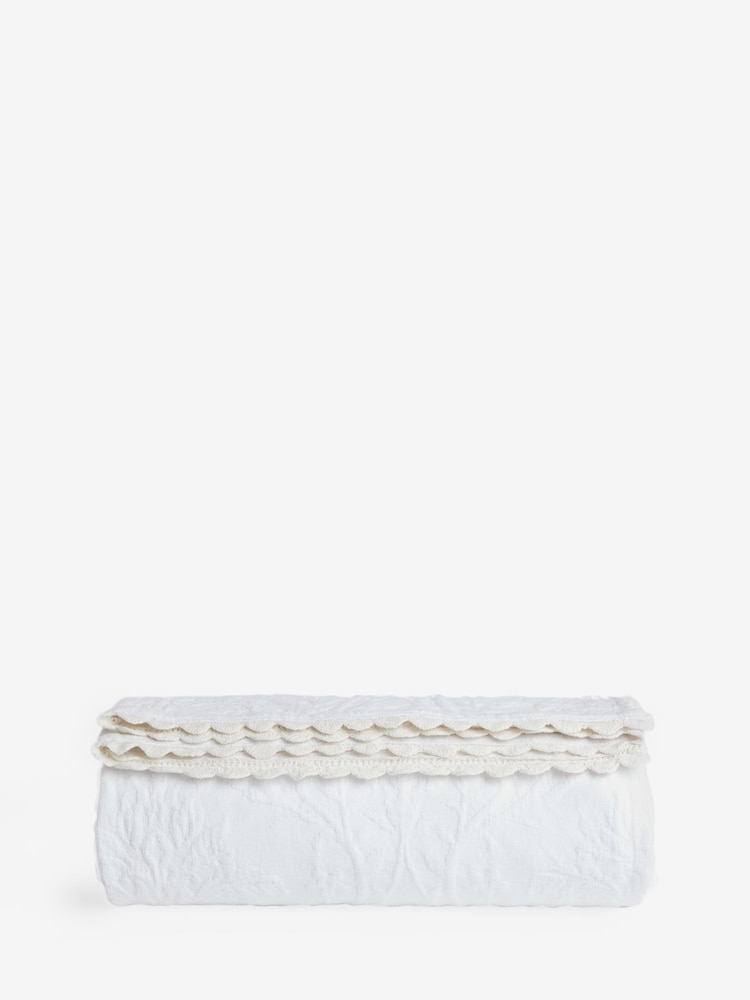 Shabby Chic by Rachel Ashwell® White Matelasse Throw - Image 4 of 4