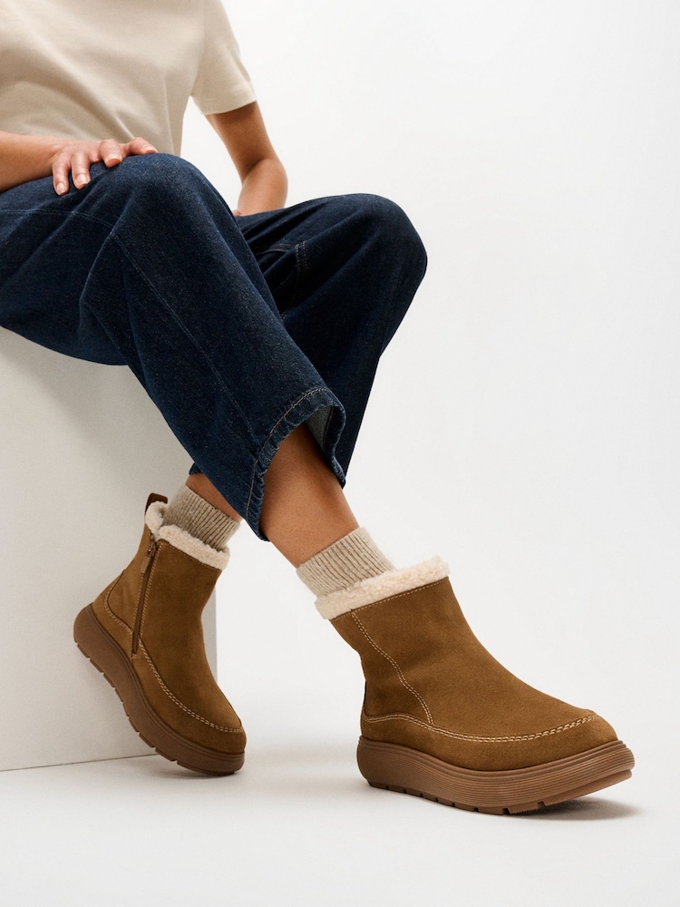 FitFlop Iq-Comff Suede Relaxed Boots - Bild 1 av 5