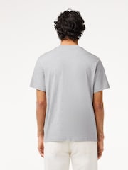 Серый - Lacoste Relaxed Fit Jersey 100% Cotton T-Shirt - Image 10 of 14