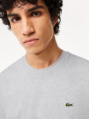 Серый - Lacoste Relaxed Fit Jersey 100% Cotton T-Shirt - Image 9 of 14