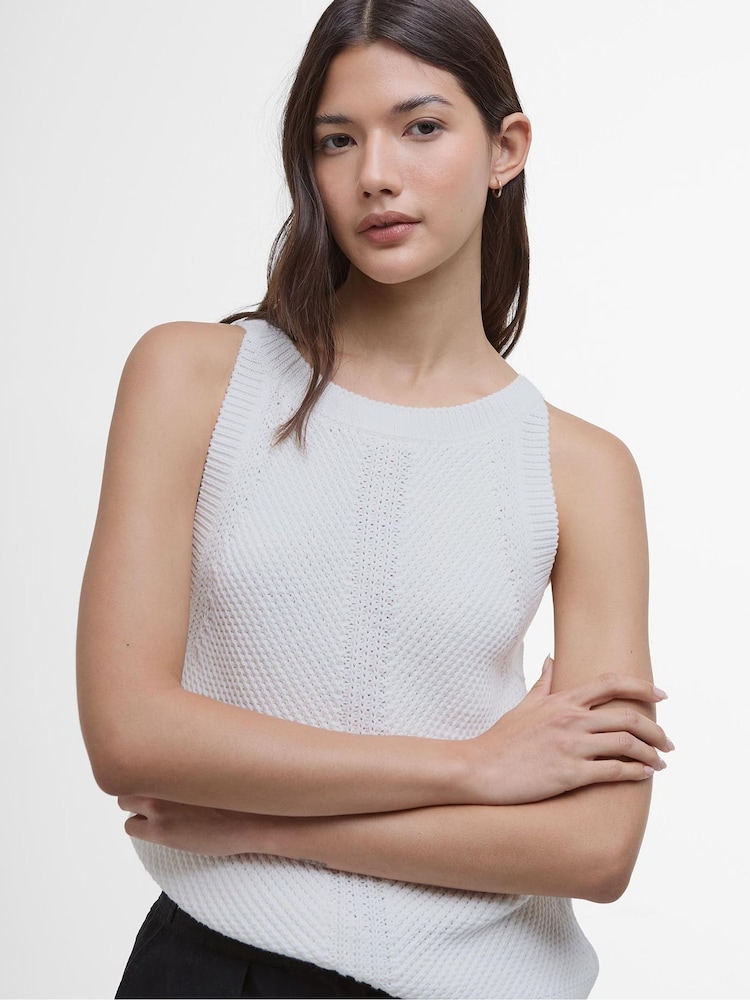 Wit - Barbour® International Dakota mouwloos gebreid vest van 100% katoen - Image 3 of 5