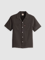 Negro - Levi's® Short Sleeve Standard Camp 100% Cotton Shirt - Imagen 1 de 2