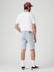 Hilo de luz - Pantalones cortos originales 501® de Levi's® - Imagen 2 de 5