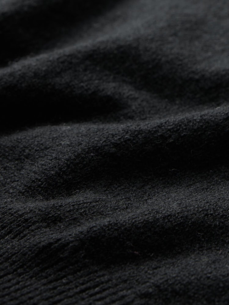 Gap Black CashSoft Cropped Vest - Image 3 of 3