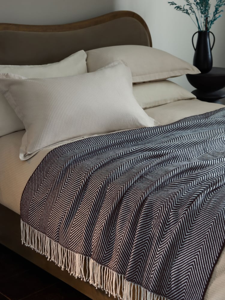 Black/White Herringbone Cosy Throw - Image 1 of 6
