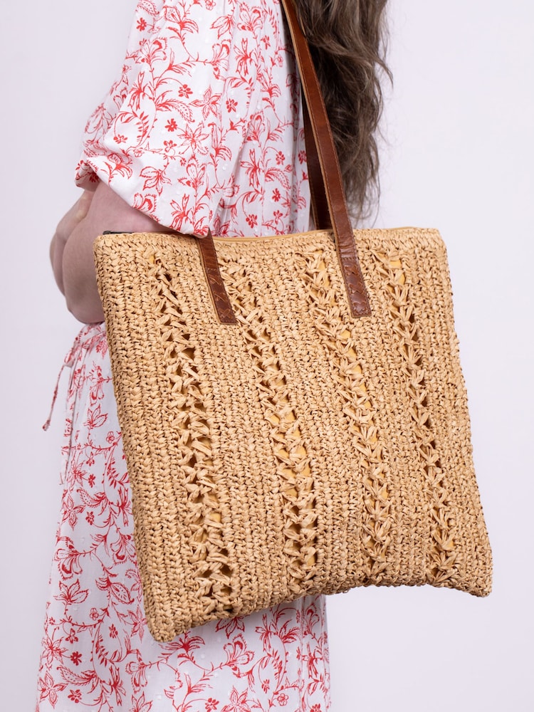 Lakeland Leather תיק סל מקש, דגם Nita - תמונה 1 מתוך 6 Lakeland Leather תיק סל מקש, דגם Nita - תמונה 1 מתוך 6