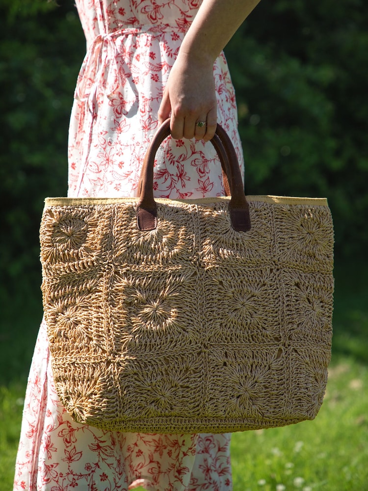 Lakeland Leather Cream Nina Straw Bucket Bag - Image 6 of 6