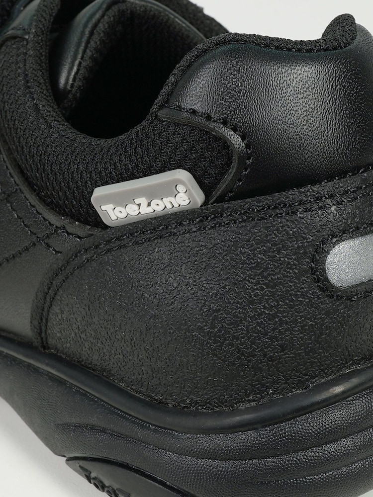 ToeZone Ace Boys Football School Shoes: Comfort, durability, memory foam - Image 4 of 5