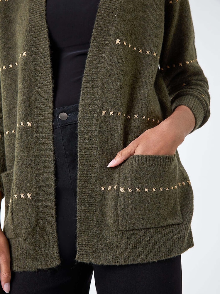 Roman Strickjacke mit schimmerndem Strukturstich - Bild 5 von 5 Roman Strickjacke mit schimmerndem Strukturstich - Bild 5 von 5