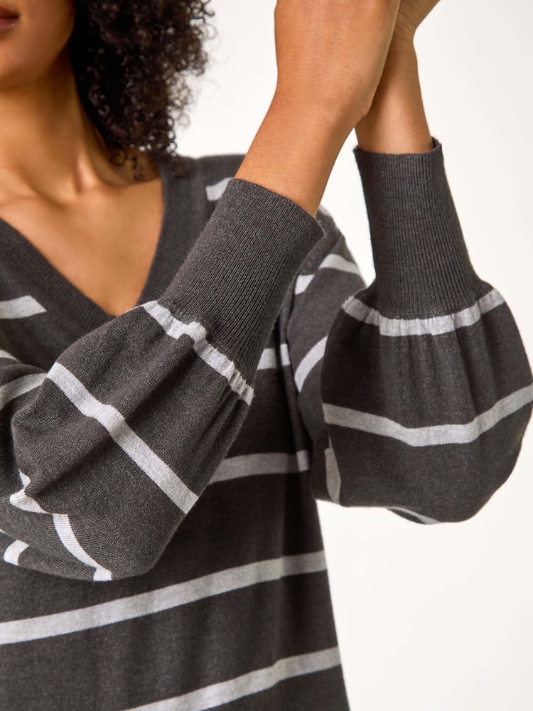 Roman Stripe Print Knitted Jumper Dress - Imagem 5 de 5