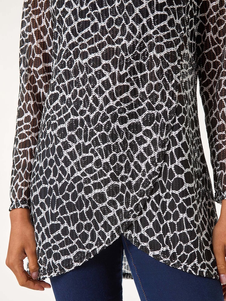 Roman – Stretch-Top mit abstraktem Print und Wasserfallausschnitt - Bild 6 von 6