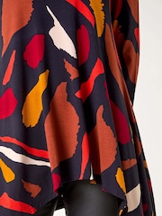 Roman Red Abstract Print Hanky Hem Stretch Top - Image 5 of 5