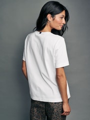 White Christmas Ski Winter Proud London License 100% Cotton Heayweight T-Shirt - Image 3 of 8