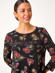 Roman Red Floral Print Lace Trim Stretch Top - Image 4 of 5