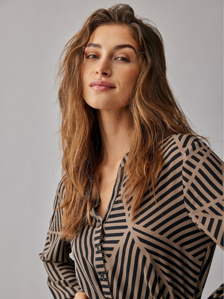 JDY Brown Long Sleeve Shirt Dress - Image 2 of 4 JDY Brown Long Sleeve Shirt Dress - Image 2 of 4