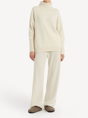 Chinti & Parker Relaxed Cream Pure Cashmere jumpers - Image 3 of 5