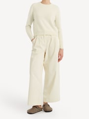 Chinti & Parker Cream Pure Cashmere Crop Jumper - Image 2 of 5