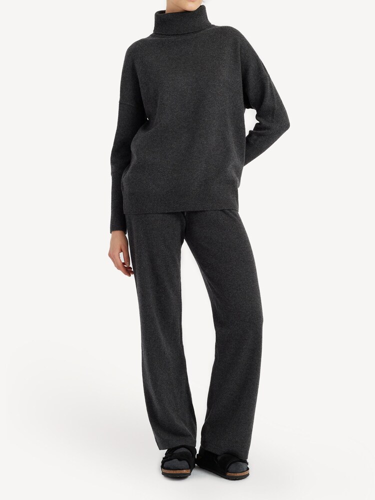 Chinti & Parker Grey Pure Cashmere Polo Shirt - Image 1 of 3 Chinti & Parker Grey Pure Cashmere Polo Shirt - Image 1 of 3