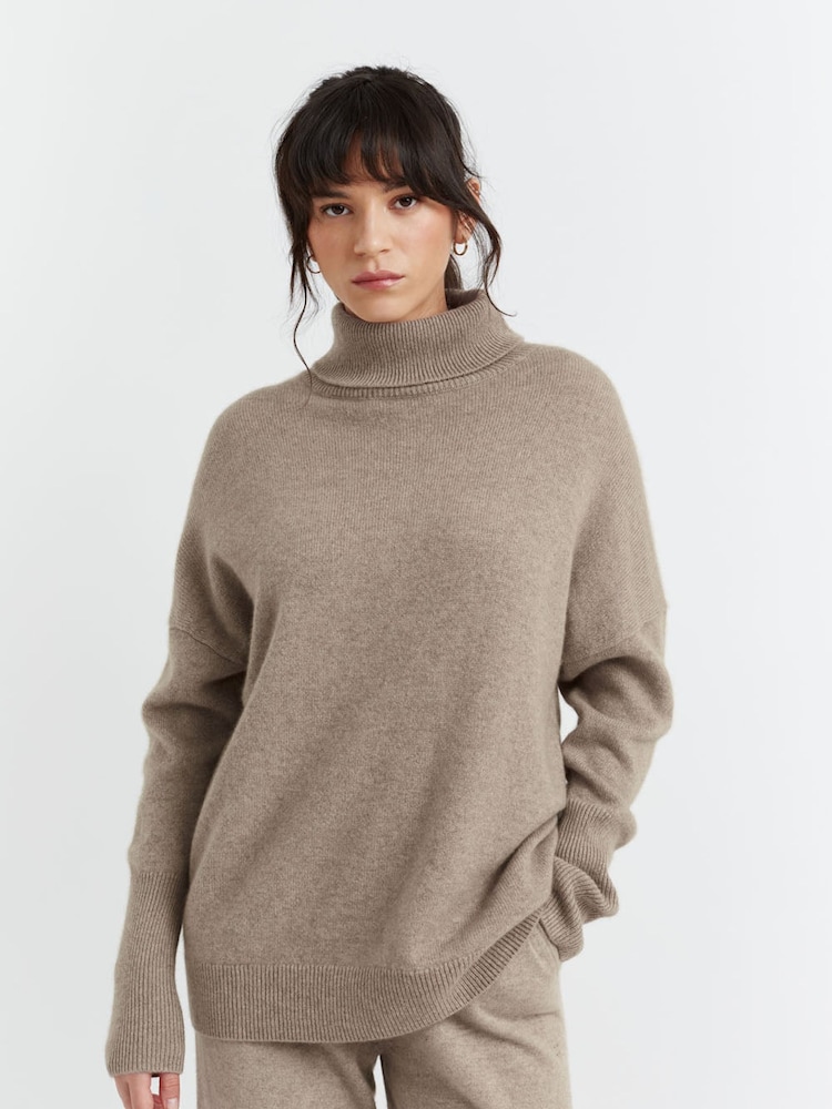 Chinti & Parker Pure Cashmere Relaxed Nude Polo Jumper - Image 1 of 5 Chinti & Parker Pure Cashmere Relaxed Nude Polo Jumper - Image 1 of 5