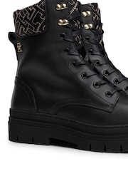 Tommy Hilfiger Lace Up Leather Black Boots - Image 6 of 7