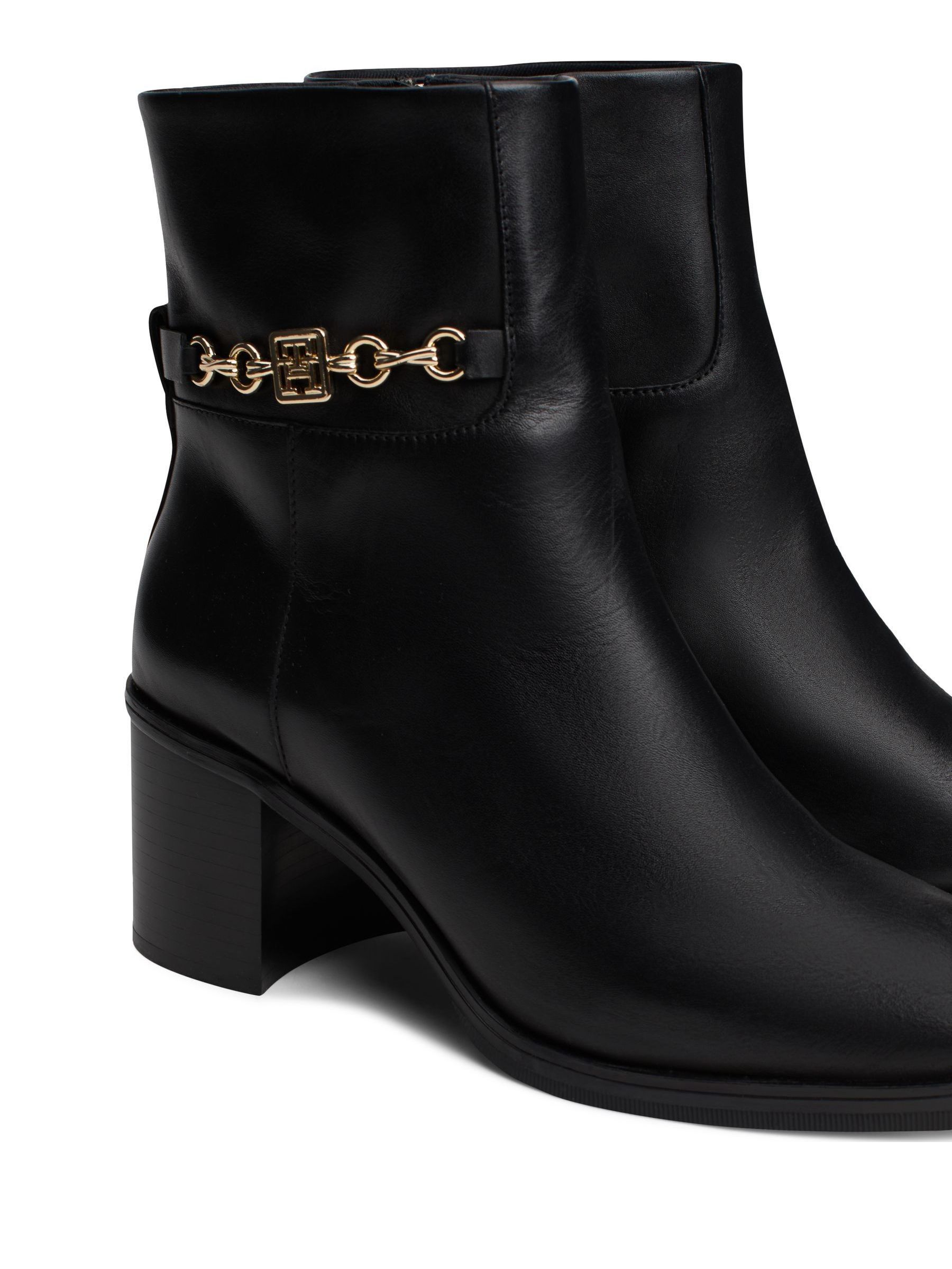 Tommy hilfiger chain bootie outlet