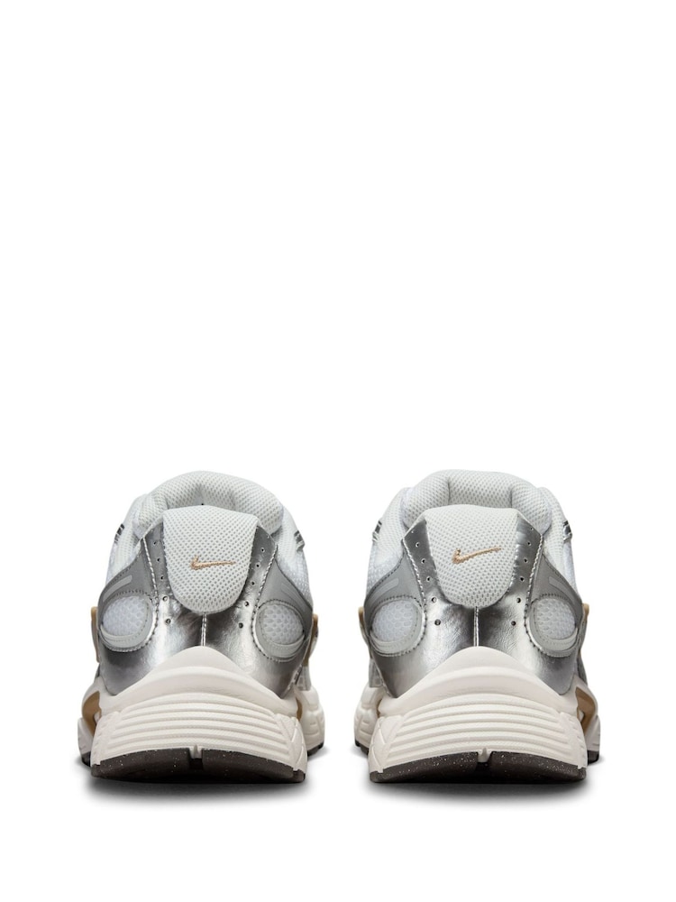 Nike White Brown V5 Runner Trainers - Image 6 of 10