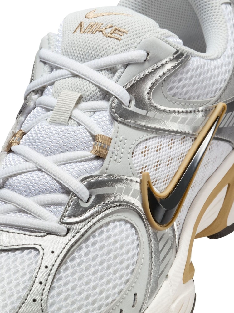 Nike White Brown V5 Runner Trainers - Image 7 of 10