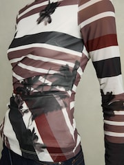 Reiss Burgundy Cara Ruched Abstract Stripe Top - Image 4 of 6