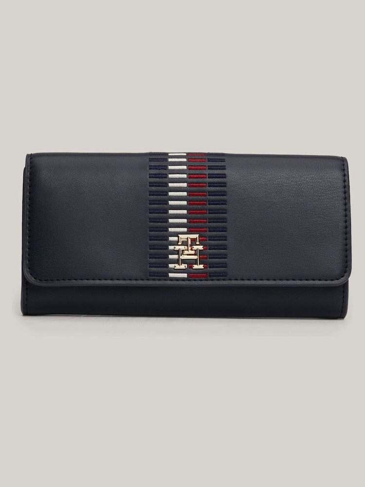 أزرق - محفظة كبيرة أنيقة بقلاب من Tommy Hilfiger - صورة 1 من 4