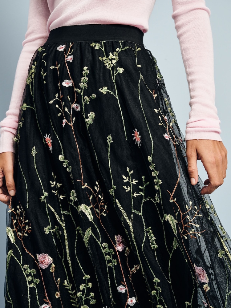 Black Embroidered Mesh Tulle Boho Maxi Skirt - Image 4 of 7