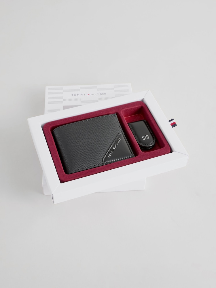 Tommy Hilfiger Saffiano Mini Black Wallet - Image 3 of 3