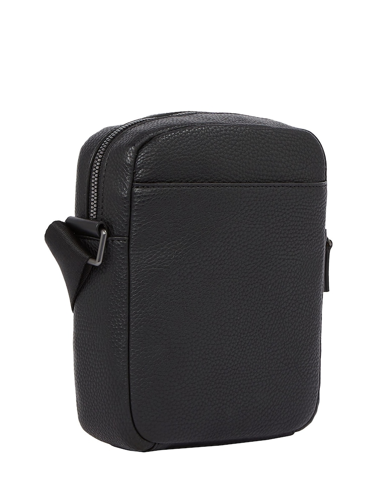 Tommy Hilfiger Mini Business Reporter Black Bag - Image 2 of 5