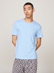 Tommy Hilfiger White Signature Essential Short Sleeved 100% Cotton T-Shirt 3 Pack - Image 4 of 7