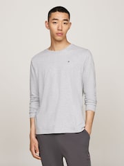 Tommy Hilfiger White Signature Essential Long Sleeve 100% Cotton T-Shirt 3 Pack - Image 5 of 6