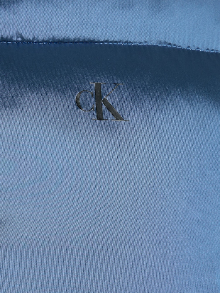 Calvin Klein Blue Shiny Cropped Puffer Jacket - Image 7 of 7