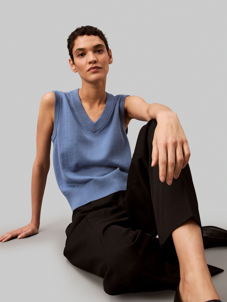 Calvin Klein Black Soft Crepe Pleated Trousers - Image 2 of 5