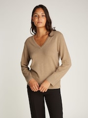 Calvin Klein Natural Cashmere V-Neck Long Sleeved Jumper - Image 3 of 6