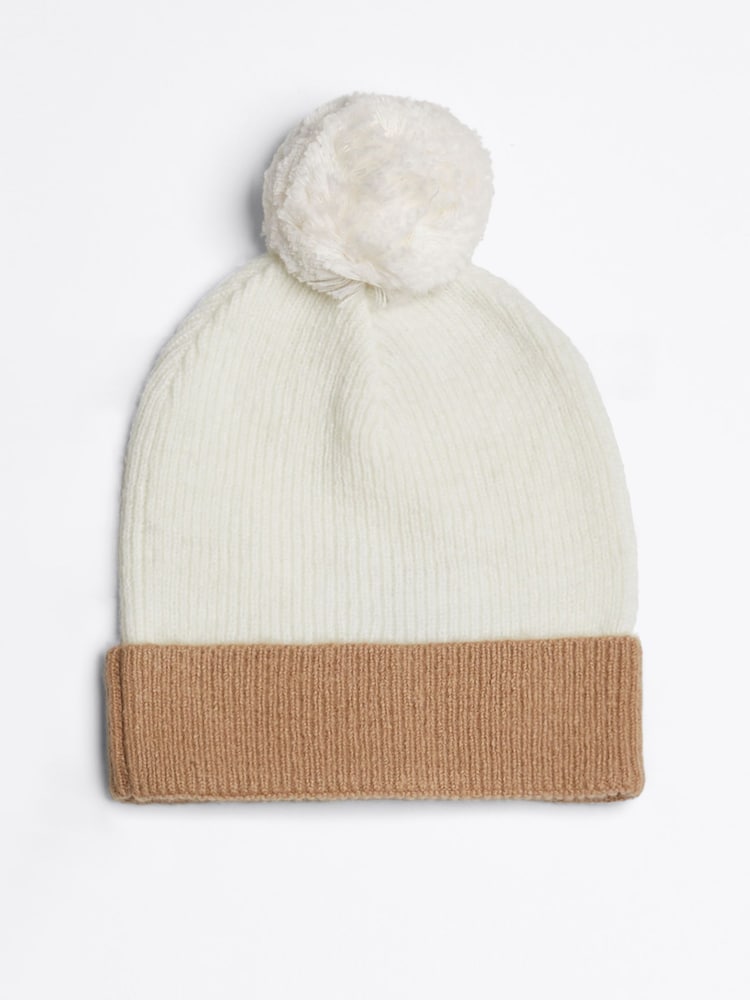Tommy Hilfiger White Monotype Beanie - Image 2 of 4 Tommy Hilfiger White Monotype Beanie - Image 2 of 4