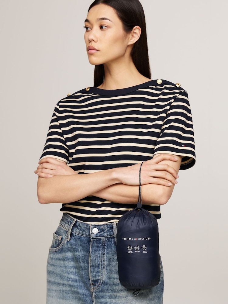 כחול  - Tommy Hilfiger ז'קט פוך ללא צווארון בדוגמת תפירת טלאים - Image 3 of 6
