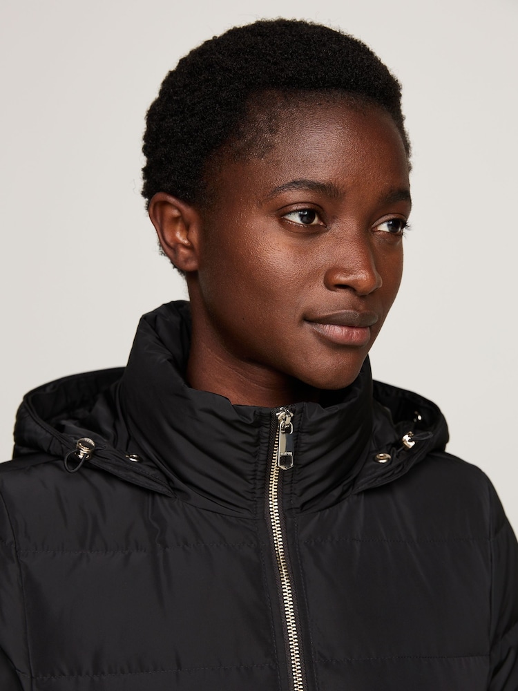 Tommy Hilfiger Heritage Down Tyra Maxi Black Jacket With Faux Fur - Image 4 of 5
