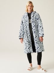 Regatta Blue Adult Waterproof Changing Robe - Image 3 of 10