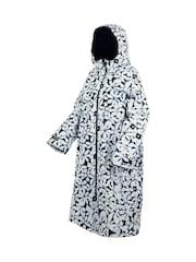 Regatta Blue Adult Waterproof Changing Robe - Image 8 of 10