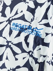 Regatta Blue Adult Waterproof Changing Robe - Image 9 of 10