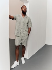 Green 100% Cotton Textured Broderie Short Sleeve Shirt - Image 2 of 5