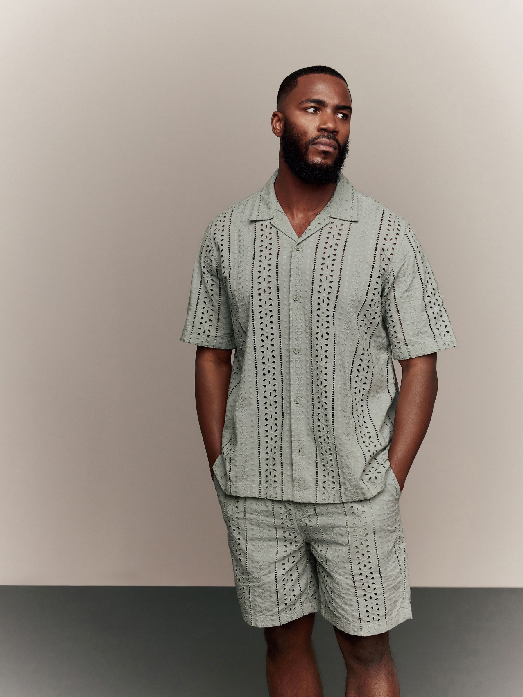 最新作売れ筋が満載 Buy Green 100% Cotton Textured Broderie Short Sleeve Shirt 筆記具