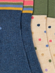 Azul y natural con lunares - Pack de 2 pares de calcetines tobilleros para mujer de FatFace - Imagen 2 de 2