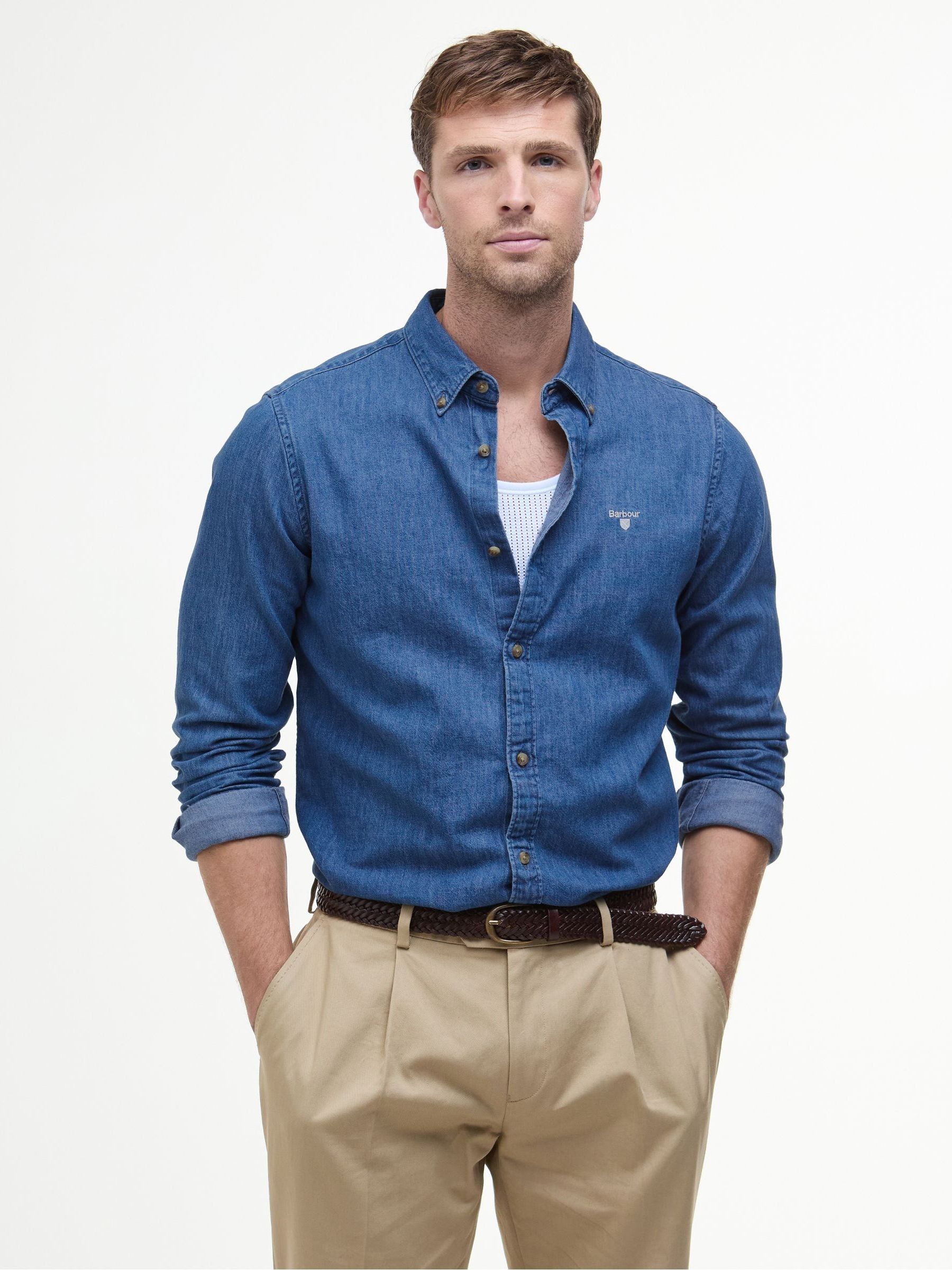 Kaufe Sie Barbour 100 Cotton Chambray Crest Tailored Fit Shirt bei Next Deutschland