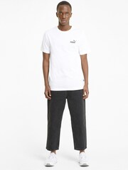 أبيض - تيشِرت قطن 100% للرجال بشعار صغير تشكيلة Essentials من Puma - صورة 3 من 5