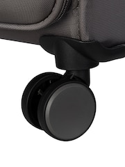 IT Luggage Medium Citywide Suitcase - Image 5 of 5