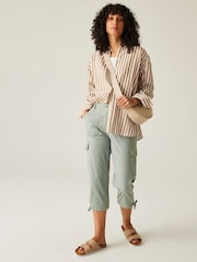 Verde - Regatta Womens Shorebella Capri Trousers - Imagen 3 de 7
